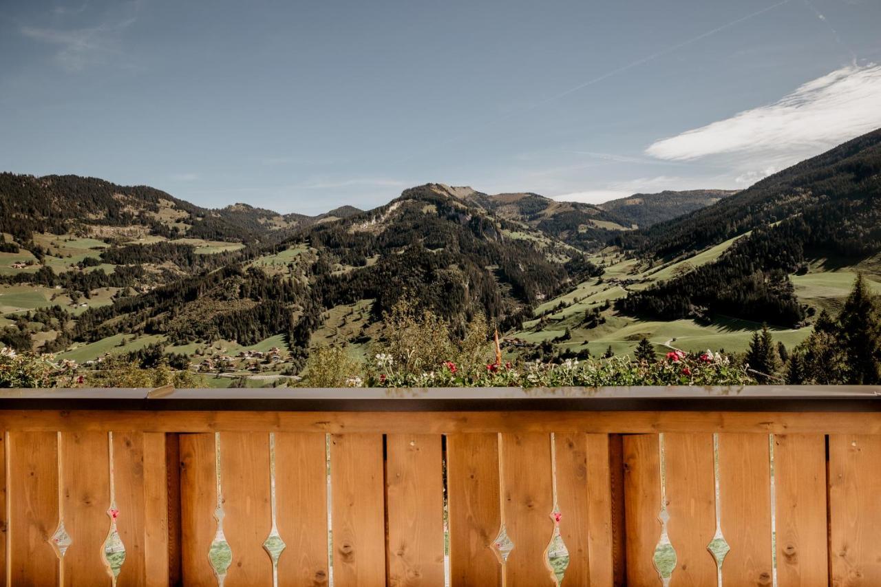 Berghotel Alpenklang グロースアルル エクステリア 写真