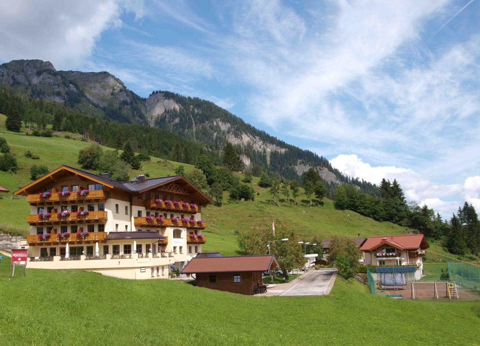 Berghotel Alpenklang グロースアルル エクステリア 写真