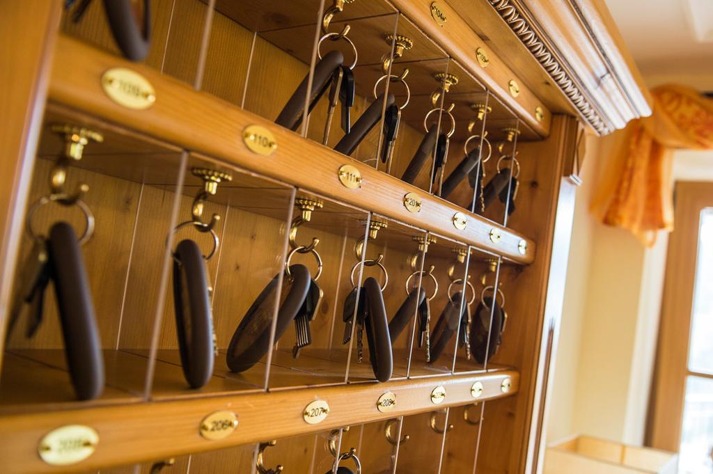 Berghotel Alpenklang グロースアルル エクステリア 写真