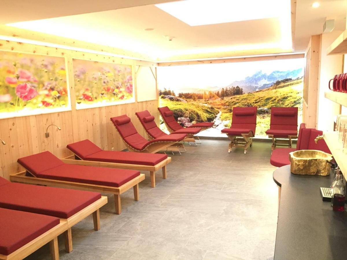 Berghotel Alpenklang グロースアルル エクステリア 写真