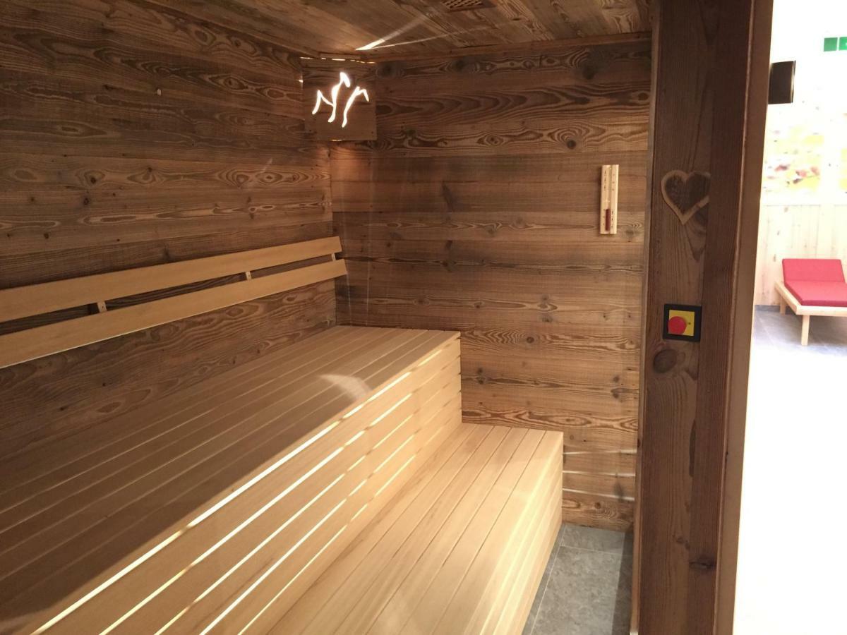 Berghotel Alpenklang グロースアルル エクステリア 写真