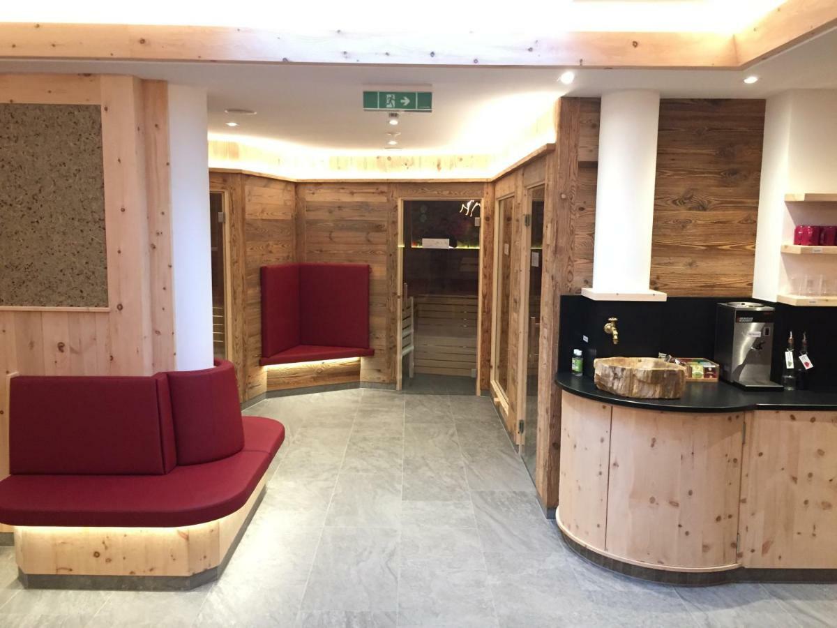 Berghotel Alpenklang グロースアルル エクステリア 写真